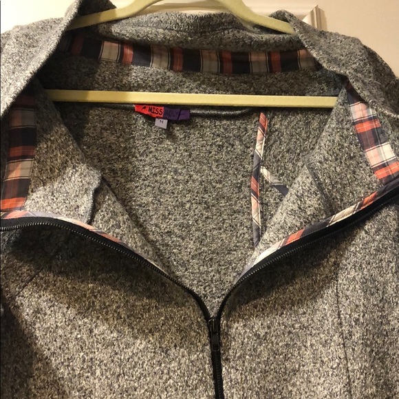 Coat - Picture 2 of 4